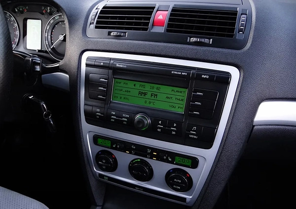 Skoda Octavia cena 21900 przebieg: 272000, rok produkcji 2008 z Dobrodzień małe 781